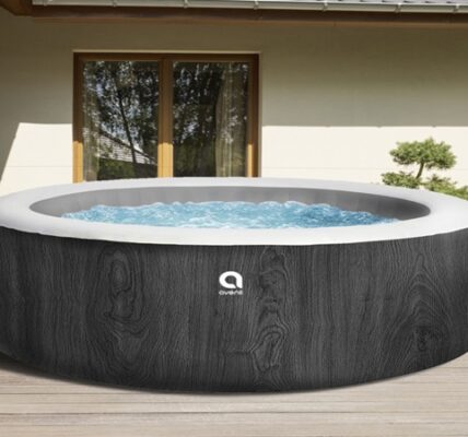 inflatable hot tub