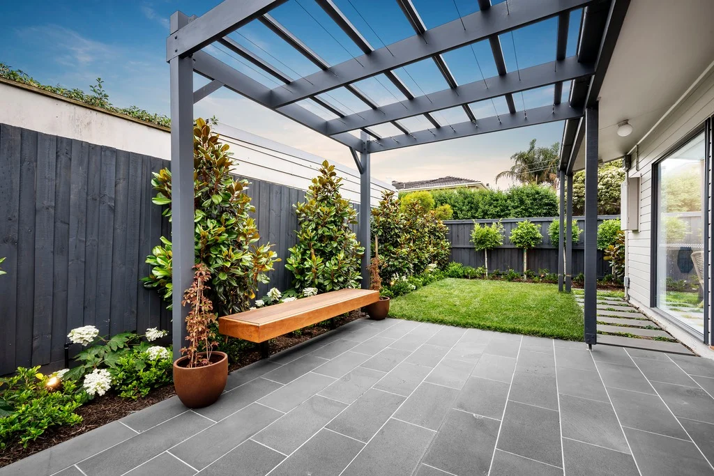 Courtyard Landscaping Ideas to Transform Small Spaces